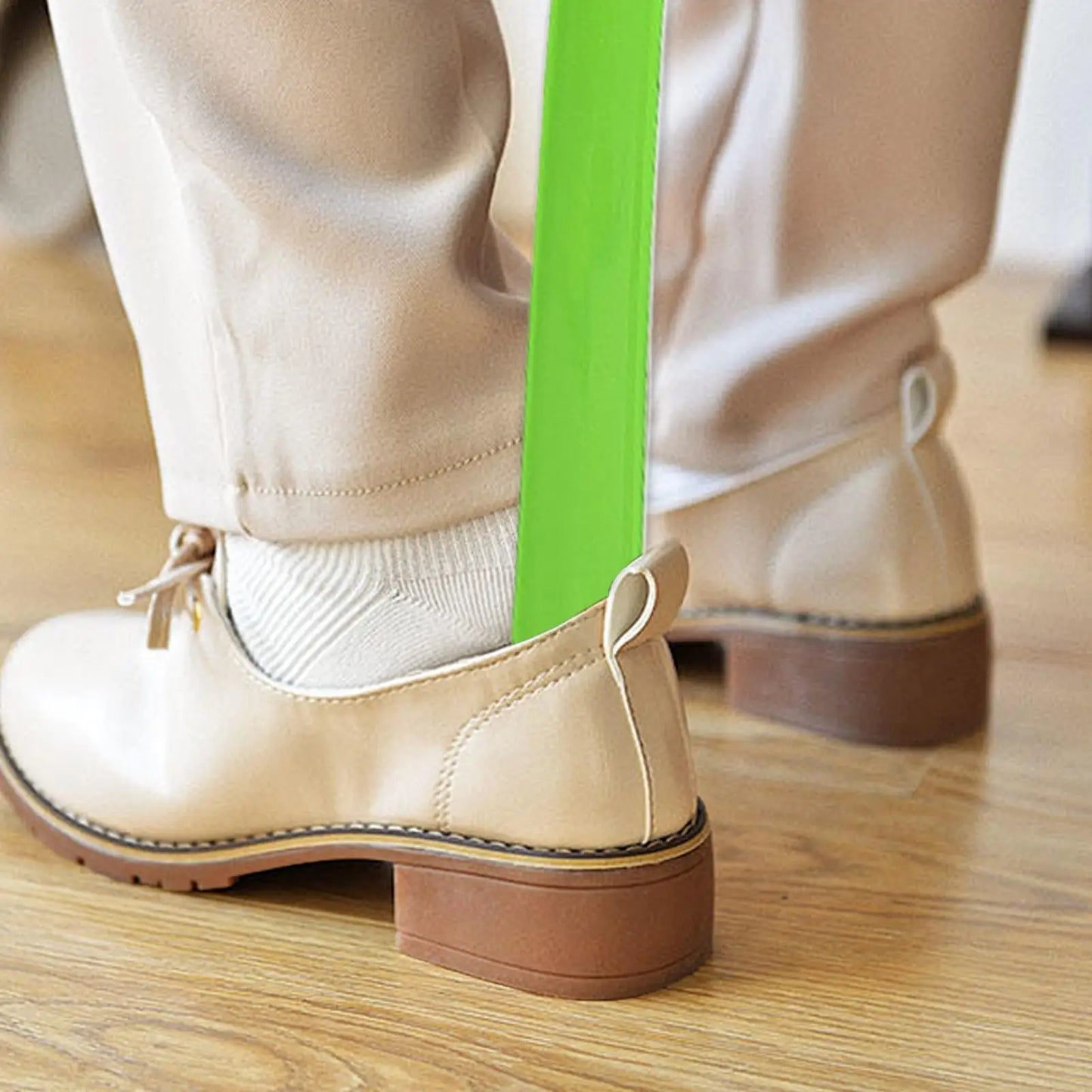 42.5X4X2.2Cm Easy to Use ABS Long Handle Shoes Horn Artifact Pull Pumping Shoes Professional Women Men Shoe Horn Shoes Spoon